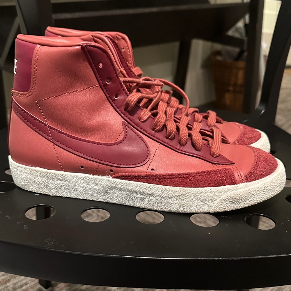 Brand New Nike Women's Burgundy and Pink High-Top Sneakers
